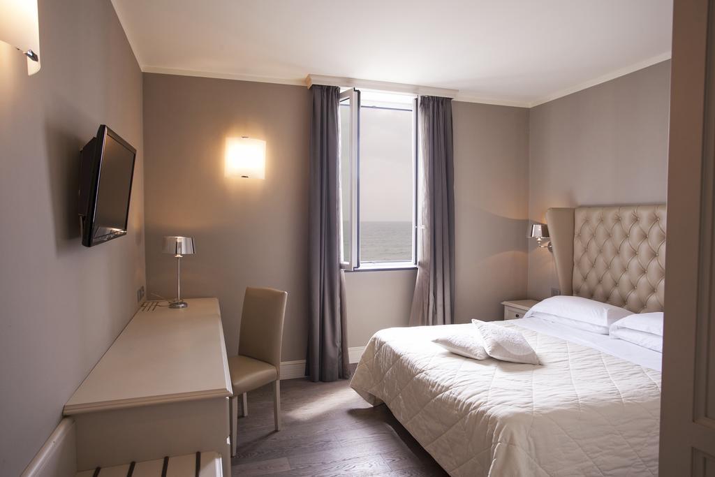 אלסיו Hotel Savoia מראה חיצוני תמונה